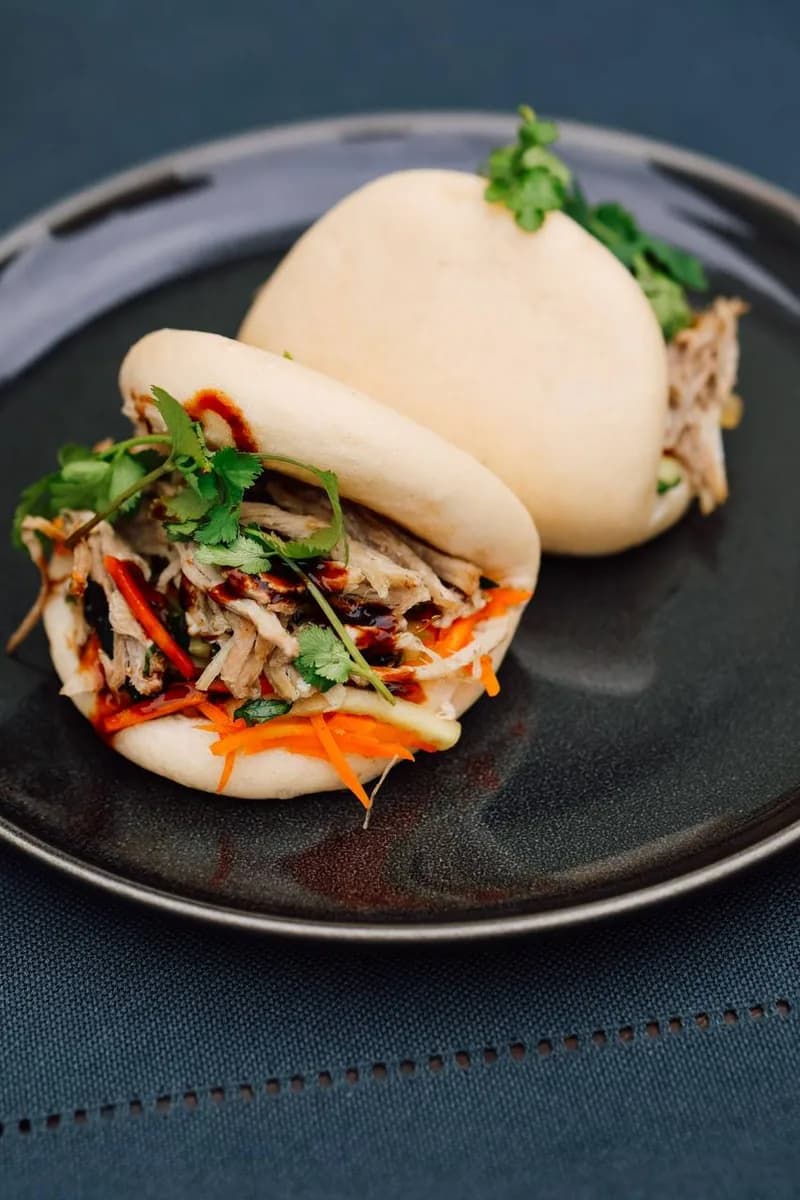 Bao buns with pork